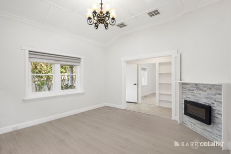 Property photo of 16 Nepean Highway Brighton VIC 3186