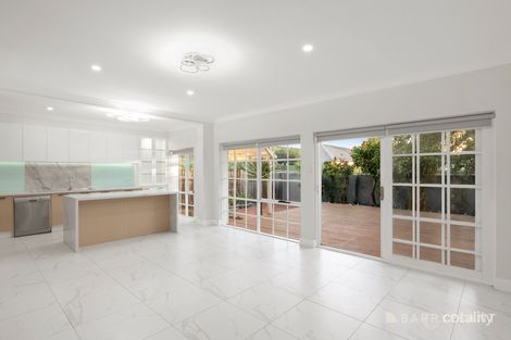 Property photo of 16 Nepean Highway Brighton VIC 3186