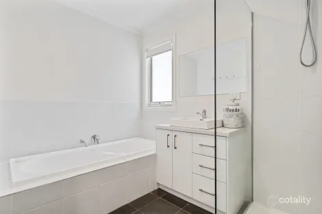 Property photo of 2/11 Glen View Road Mount Evelyn VIC 3796