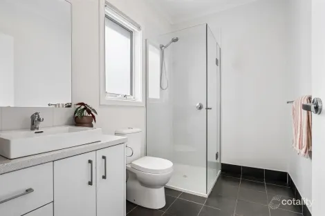Property photo of 2/11 Glen View Road Mount Evelyn VIC 3796