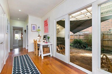 Property photo of 18 Centre Dandenong Road Cheltenham VIC 3192