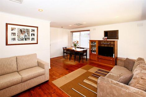 Property photo of 10 Trollaby Close Gladstone Park VIC 3043