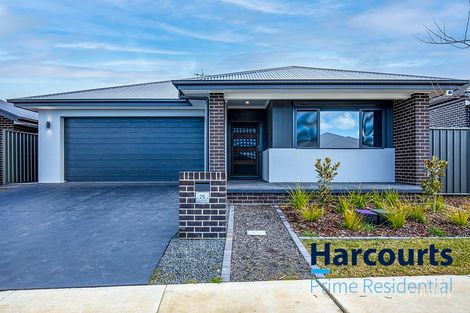 Property photo of 25 Newcombe Street Googong NSW 2620