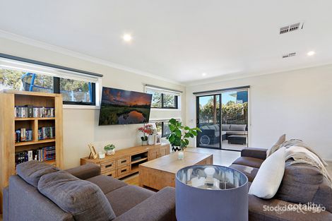 1/34 Eramosa Rd E, Somerville, VIC 3912
