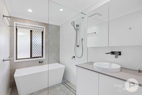 44 Willow St, Albany Creek, QLD 4035