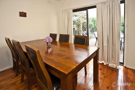 Property photo of 20 Mannering Drive Glen Waverley VIC 3150