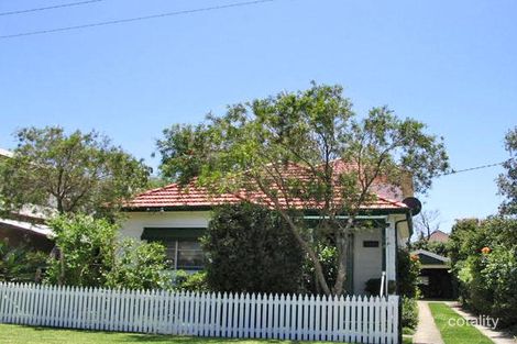 Property photo of 4 Arthur Street Belmont South NSW 2280
