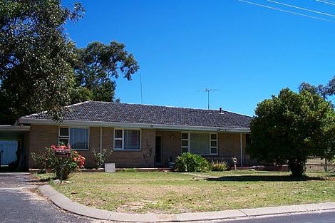 4 Jenkin Rd, Capel, WA 6271