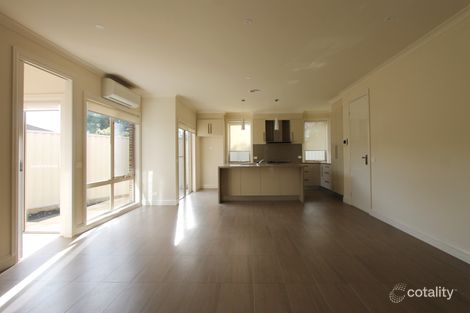 Property photo of 3/6 Burnett Court Mill Park VIC 3082