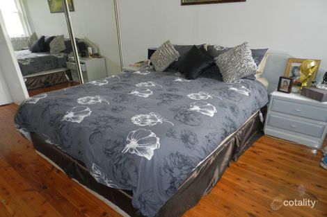 Property photo of 31 Van Dieman Crescent Fairfield West NSW 2165