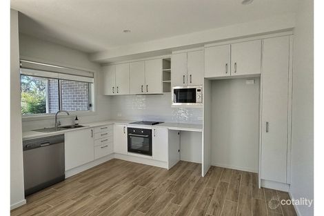 Property photo of 63 Summercloud Crescent Vincentia NSW 2540