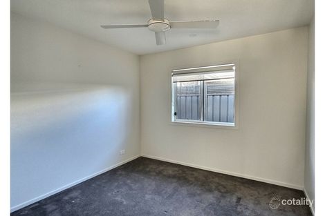 Property photo of 63 Summercloud Crescent Vincentia NSW 2540