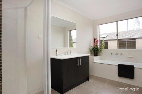 Property photo of 159 Botany Way Cranbourne East VIC 3977