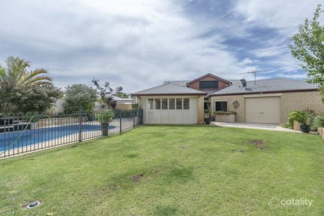 Property photo of 40 Bramdean Crescent Canning Vale WA 6155