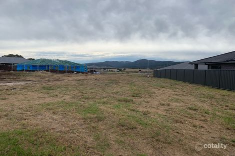 6 Grand Meadows Dr, North Tamworth, NSW 2340