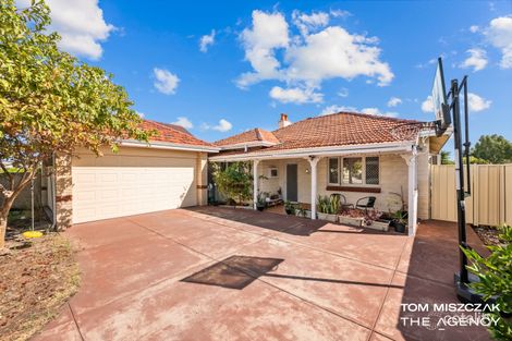 8 Thomas St, Queens Park, WA 6107