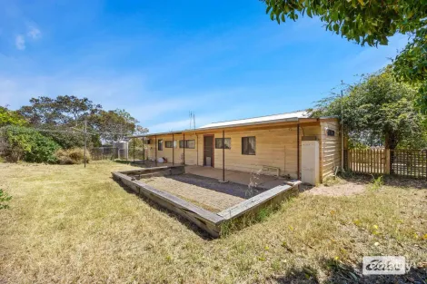 Property photo of 108-110 Napier Street Stawell VIC 3380