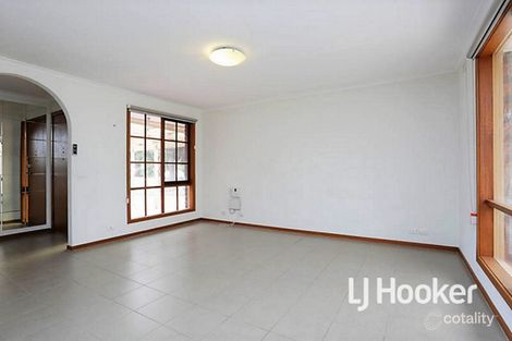 Property photo of 30 Iluka Drive Werribee VIC 3030