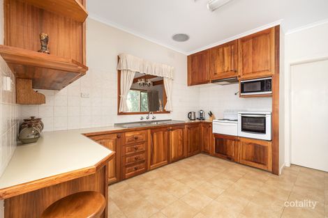 Property photo of 17 Sylvan Grove Pascoe Vale VIC 3044