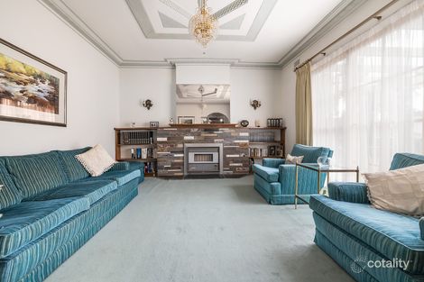 Property photo of 17 Sylvan Grove Pascoe Vale VIC 3044
