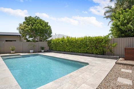 33 Jabiru Ave, Burleigh Waters, QLD 4220