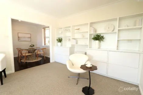 Property photo of 8 McKell Street West Bathurst NSW 2795