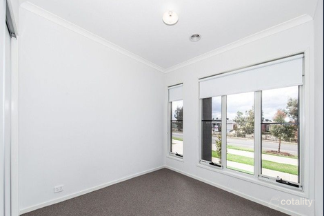 Property photo of 227 Black Forest Road Werribee VIC 3030