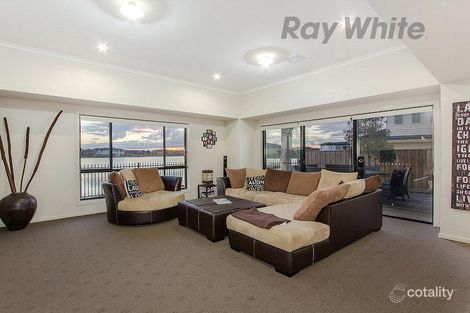 Property photo of 21 Spraypoint Drive Point Cook VIC 3030