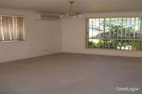 Property photo of 2/2 Honeysuckle Crescent Scone NSW 2337