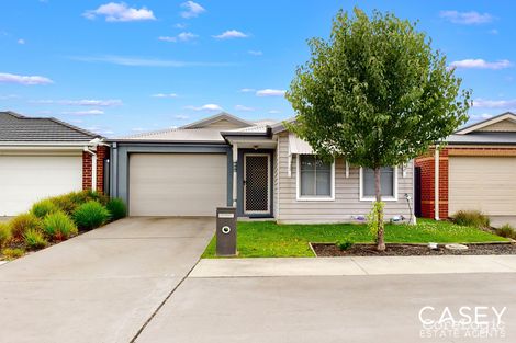 Property photo of 13 Naso Place Clyde North VIC 3978