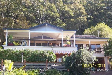 Property photo of 63 Aldinga Drive Wamberal NSW 2260