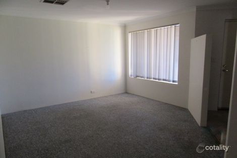 Property photo of 12 Excelsior Meander Warnbro WA 6169