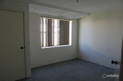 Property photo of 12 Excelsior Meander Warnbro WA 6169
