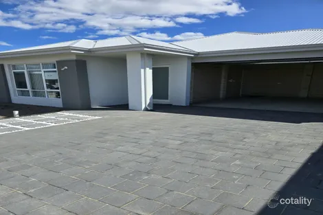 32 Goran St, Anketell, WA 6167