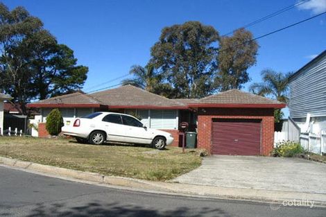 3 Templeton Cres, Moorebank, NSW 2170