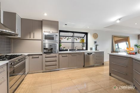 Property photo of 11 Mashie Terrace Sandhurst VIC 3977