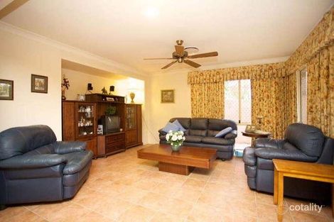 Property photo of 8 Emerald Place Runcorn QLD 4113