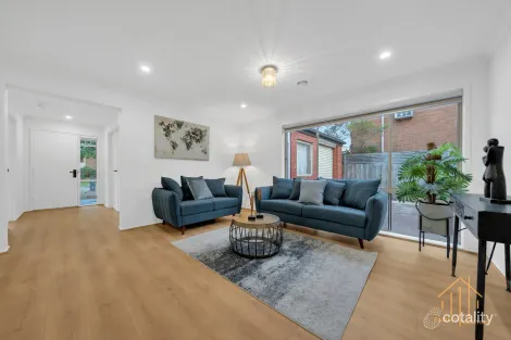 Property photo of 22 Hedgerow Court Narre Warren South VIC 3805