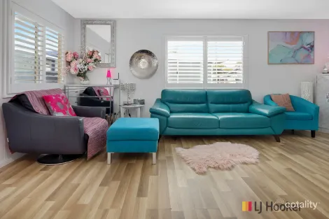 Property photo of 55 Sunpatch Parade Tomakin NSW 2537