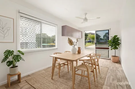 Property photo of 32 Wattle Street Kallangur QLD 4503