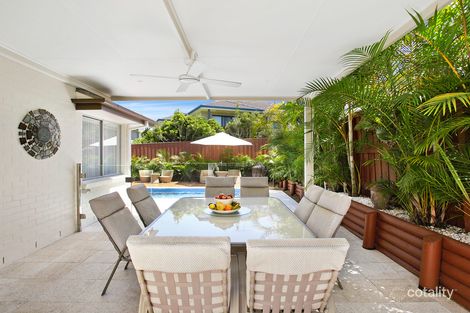Property photo of 22 Waterside Grove Warriewood NSW 2102