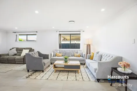 Property photo of 22 Howarth Street Ropes Crossing NSW 2760