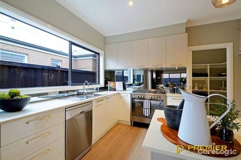 Property photo of 12 Callow Avenue Clyde North VIC 3978