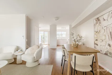 Property photo of 9/46 Paul Coe Crescent Ngunnawal ACT 2913