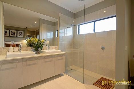 Property photo of 12 Callow Avenue Clyde North VIC 3978