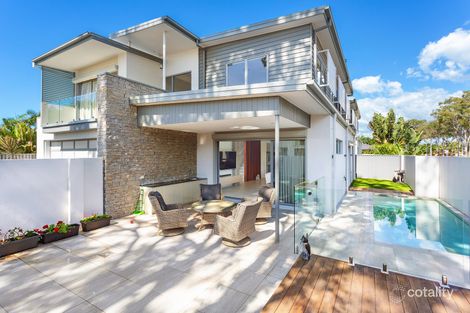 Property photo of 37 Rudd Street Broadbeach Waters QLD 4218