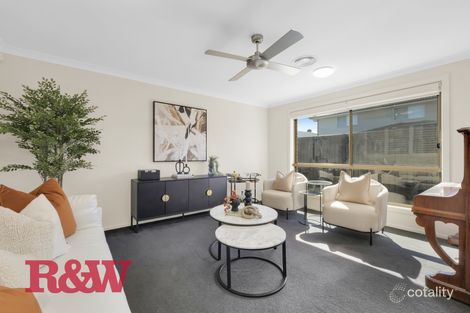 Property photo of 7 Venturer Parade Leppington NSW 2179