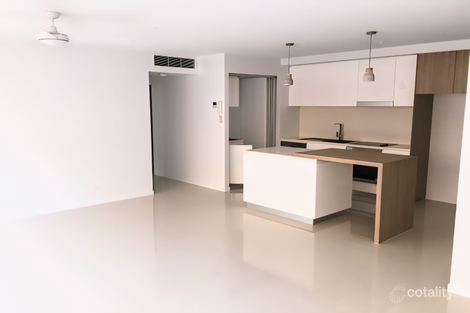 Property photo of 205/26-28 Gray Street Southport QLD 4215