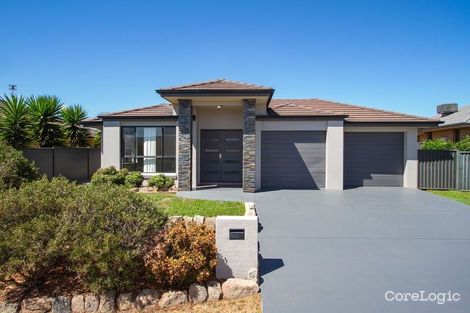 Property photo of 2 Wren Close Calala NSW 2340