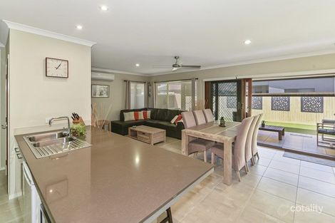 Property photo of 32 Sunshine Crescent Caloundra West QLD 4551